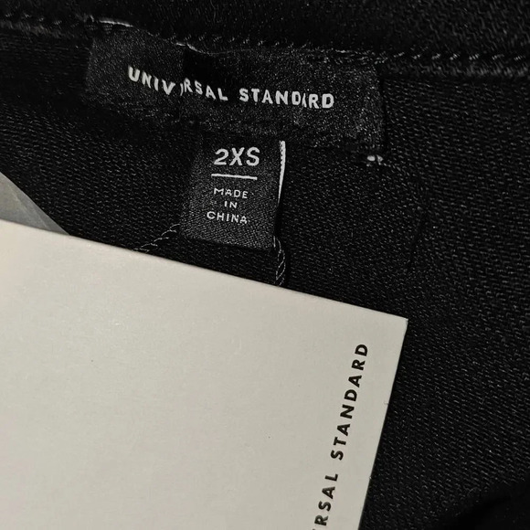 NWT Universal Standard Womens Black Stretch Denim Jacket 2XS 6 - Picture 3 of 4